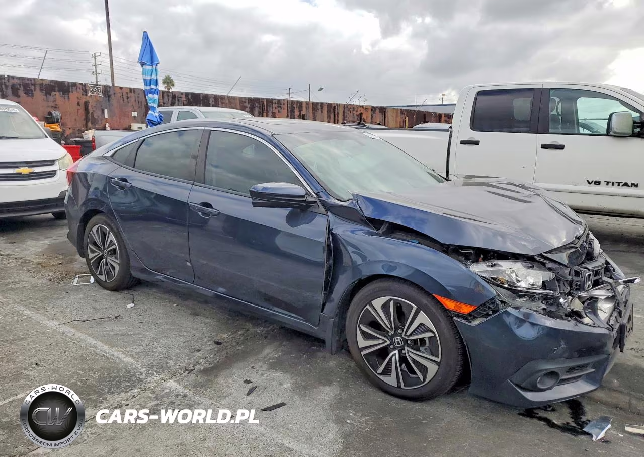 2018 Honda Civic Ex VIN:2HGFC1F38JH640643 - 4