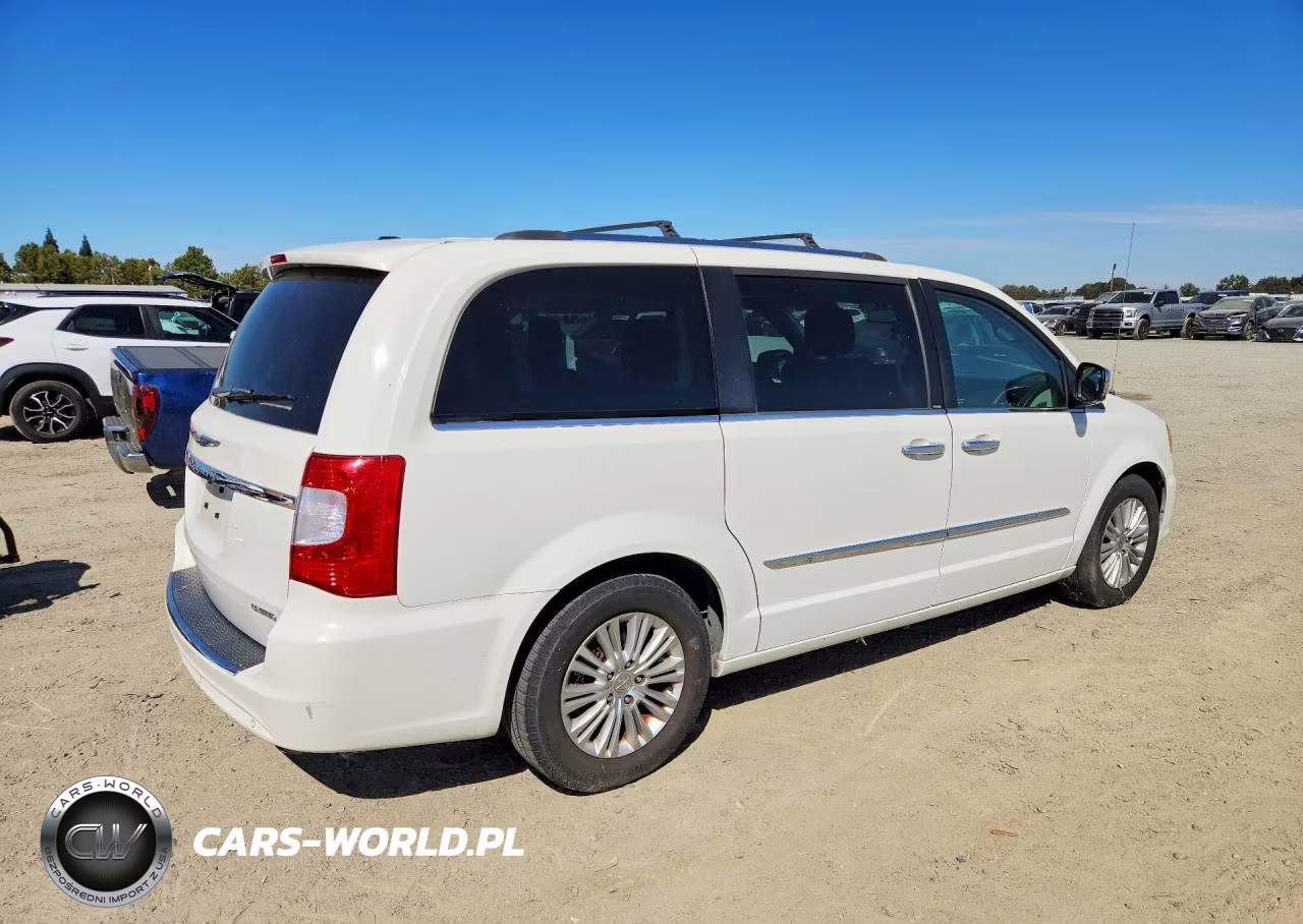 2012 Chrysler Town & Country Limited VIN:2C4RC1GG2CR339926 - 3
