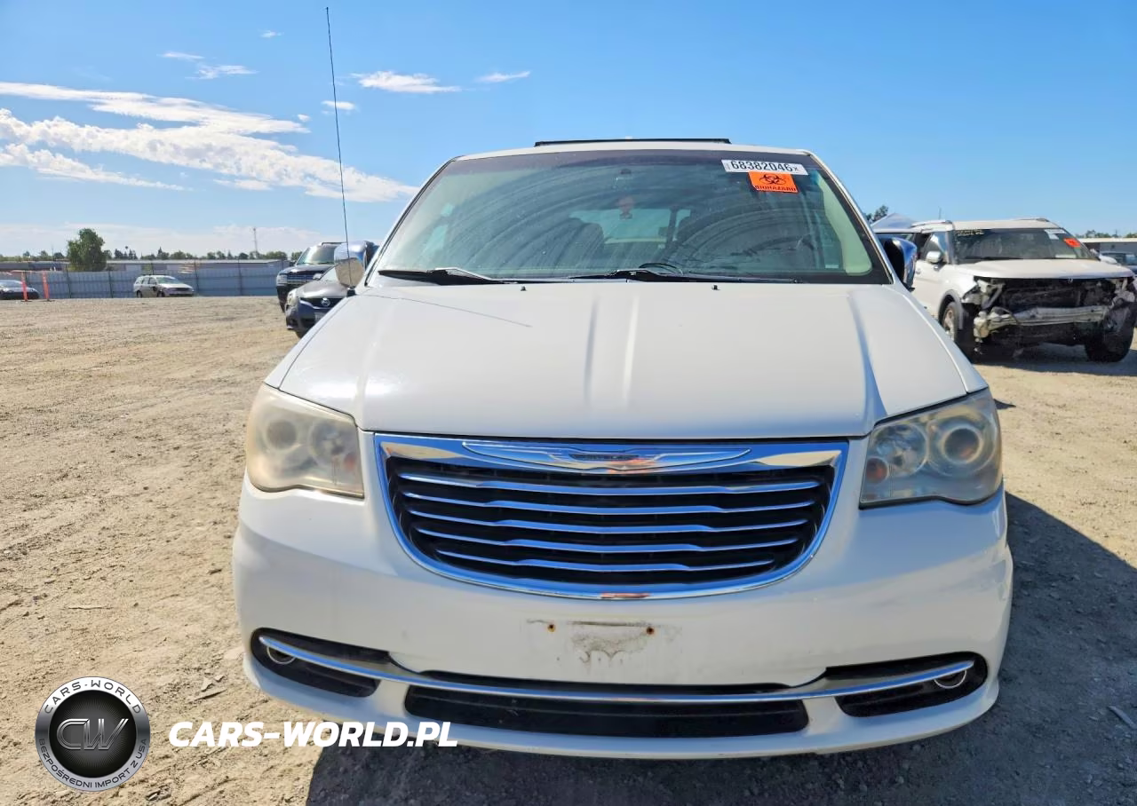 2012 Chrysler Town & Country Limited VIN:2C4RC1GG2CR339926 - 5