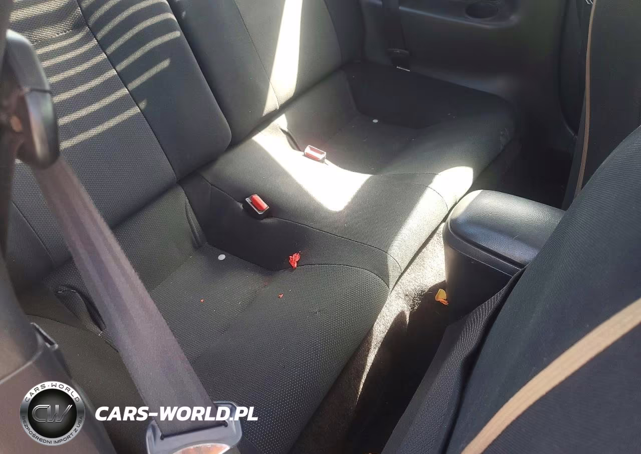 2005 Toyota Celica Gt VIN:JTDDR32T450182101 - 10
