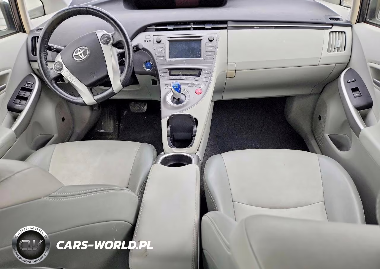 2014 Toyota Prius Four VIN:JTDKN3DU3E1861764 - 8