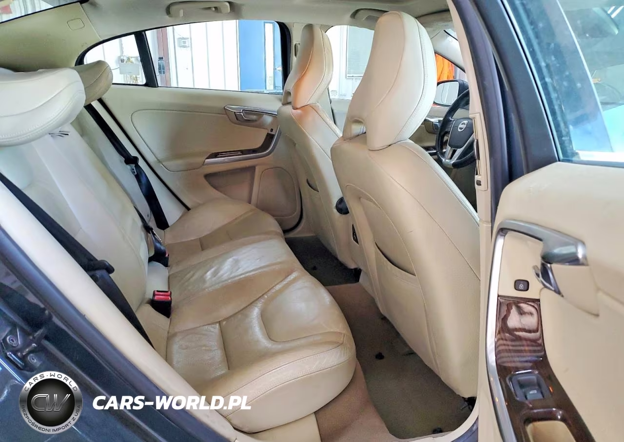 2012 Volvo S60 T5 VIN:YV1622FS2C2039586 - 10