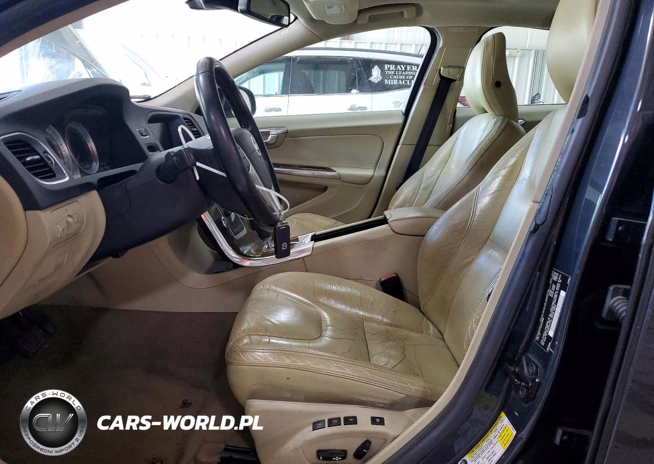 2012 Volvo S60 T5 VIN:YV1622FS2C2039586 - 7