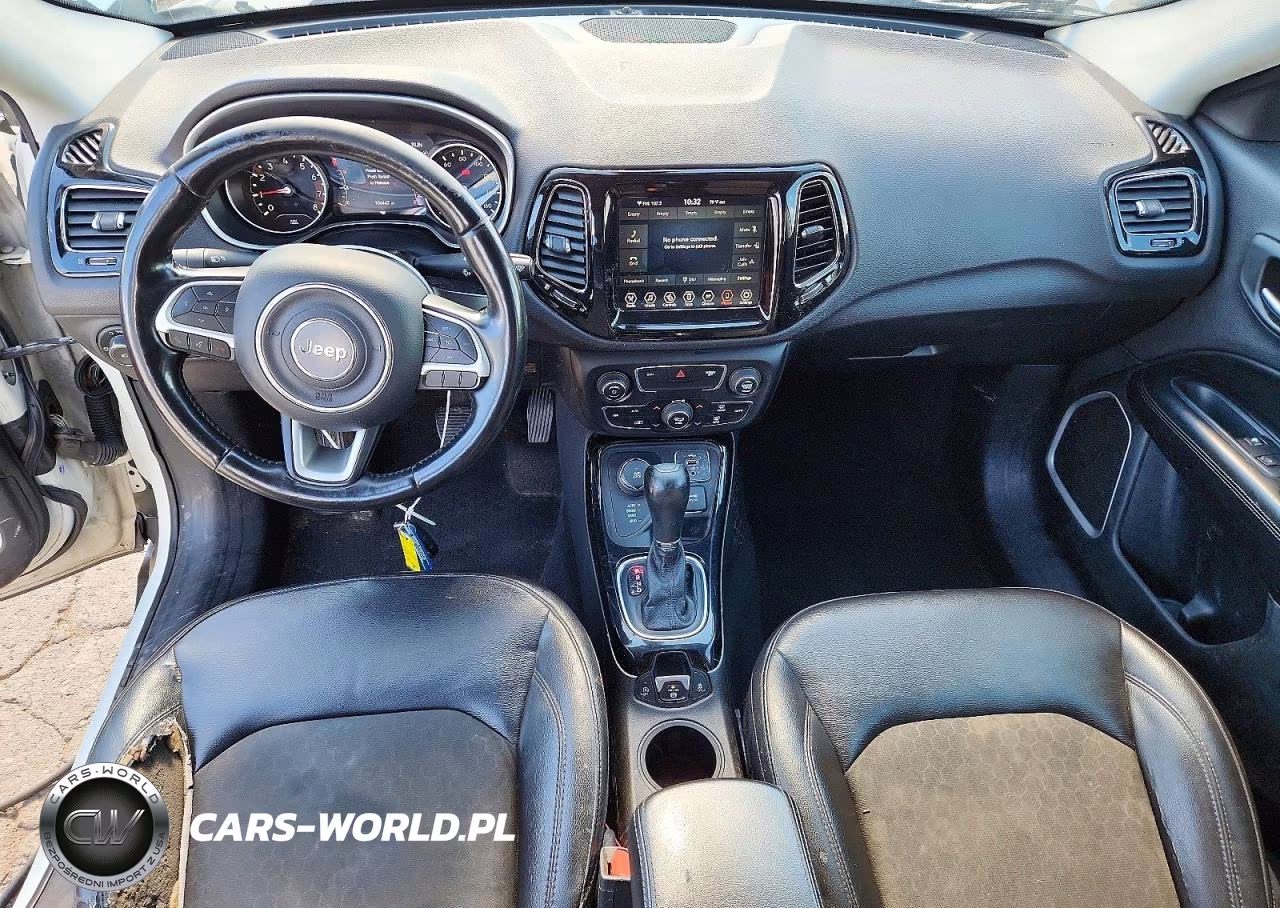 2018 Jeep Compass Latitude VIN:3C4NJDBB8JT453490 - 8