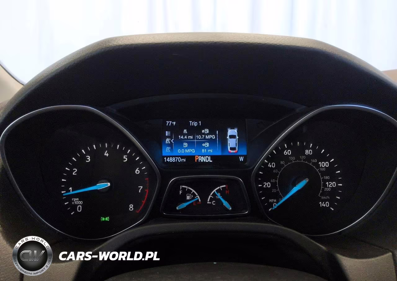 2018 Ford Focus Se VIN:1FADP3F23JL316201 - 9