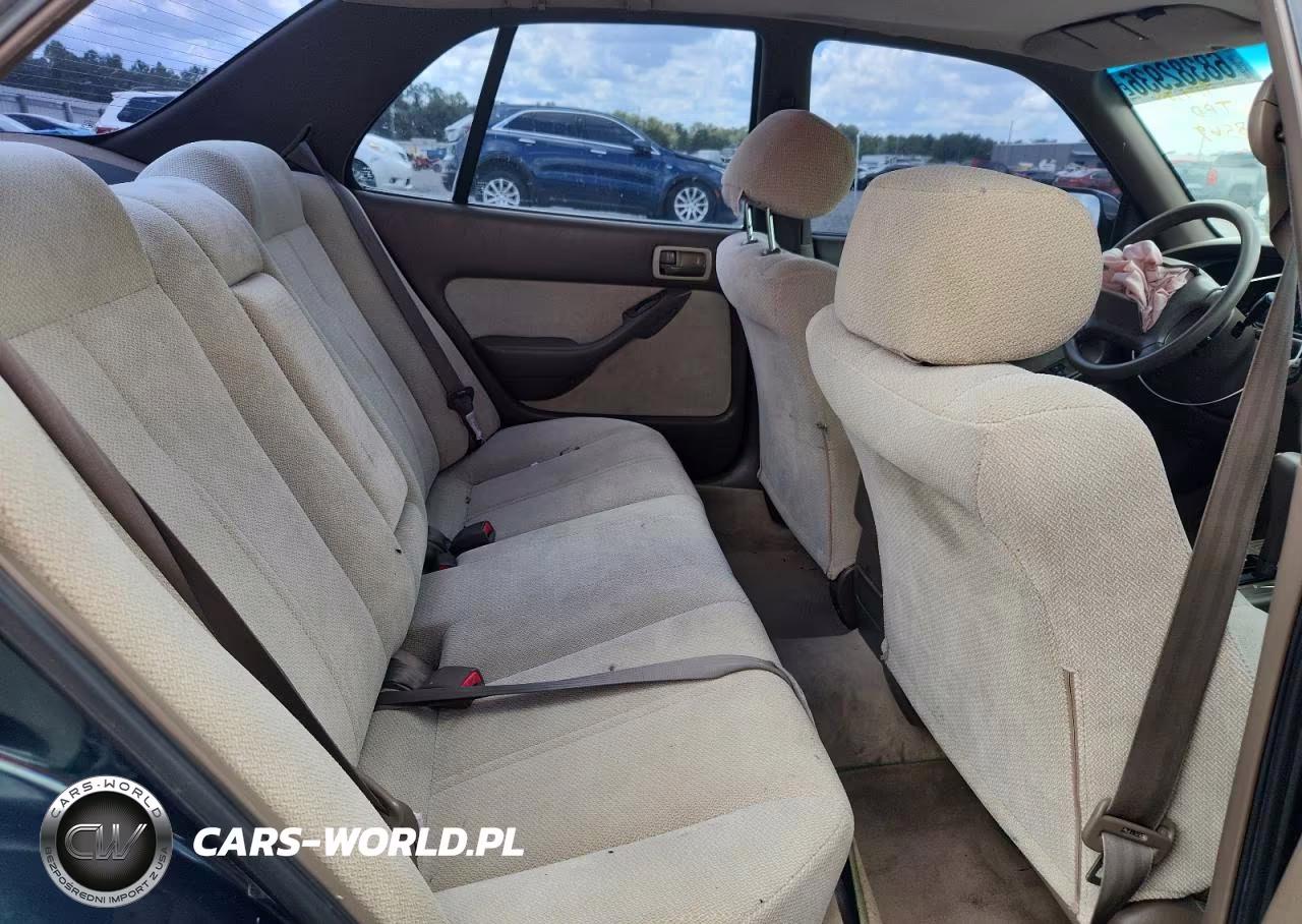 1994 Toyota Camry Le VIN:JT2SK12E0R0228569 - 10