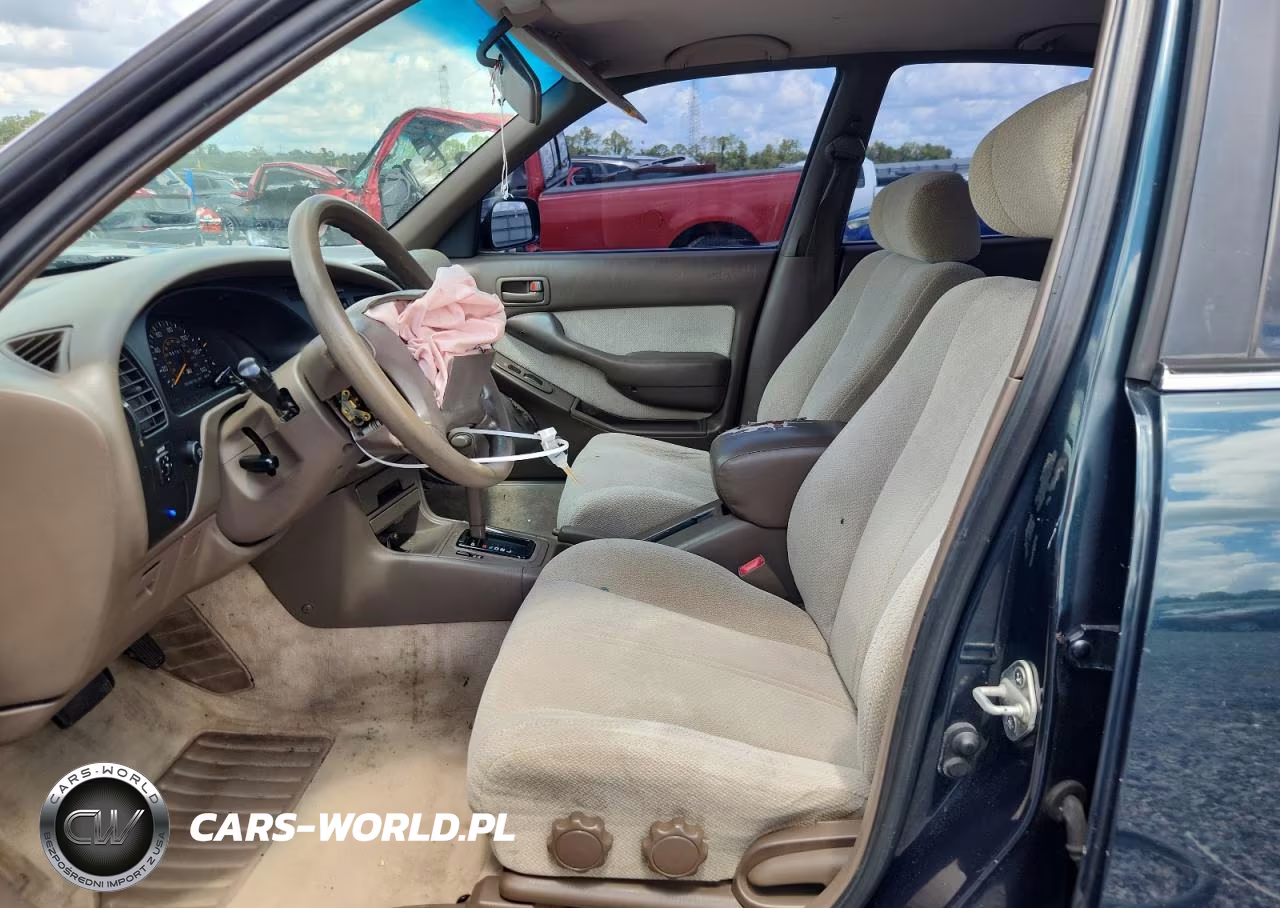 1994 Toyota Camry Le VIN:JT2SK12E0R0228569 - 7