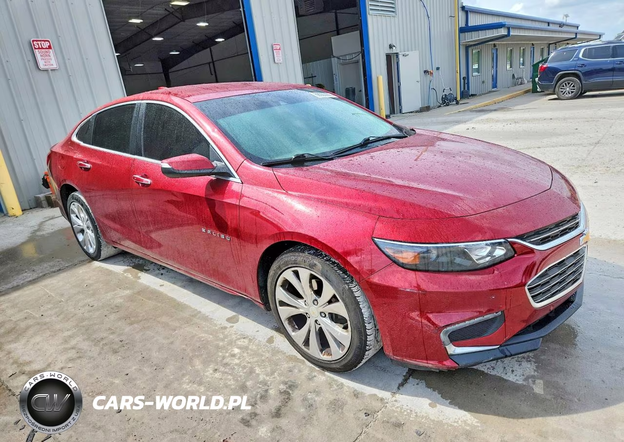 2018 Chevrolet Malibu Premier VIN:1G1ZE5SX6JF220718 - 4