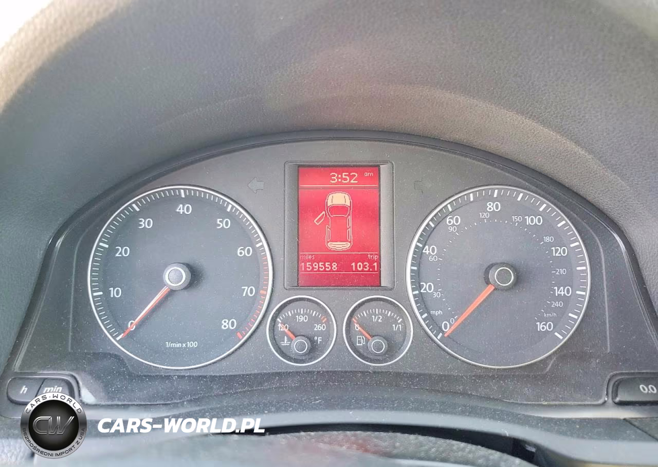 2008 Volkswagen Rabbit VIN:WVWDA71KX8W167577 - 9