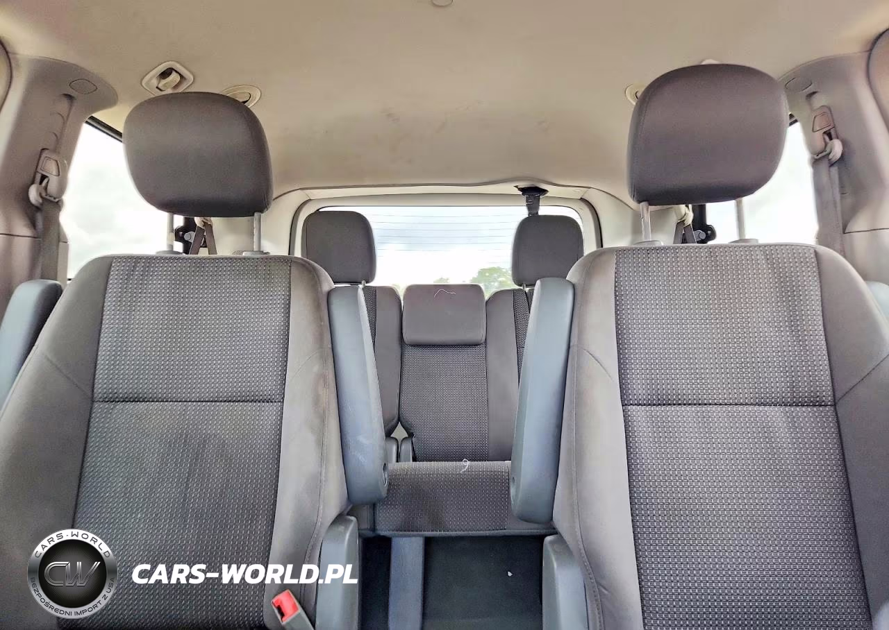 2012 Volkswagen Routan S VIN:2C4RVAAG3CR240373 - 10