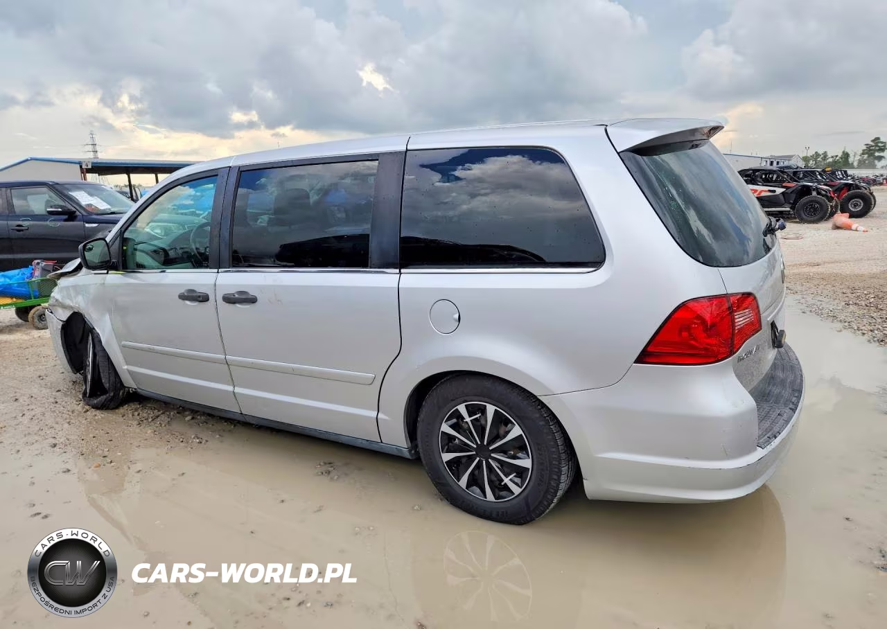 2012 Volkswagen Routan S VIN:2C4RVAAG3CR240373 - 2