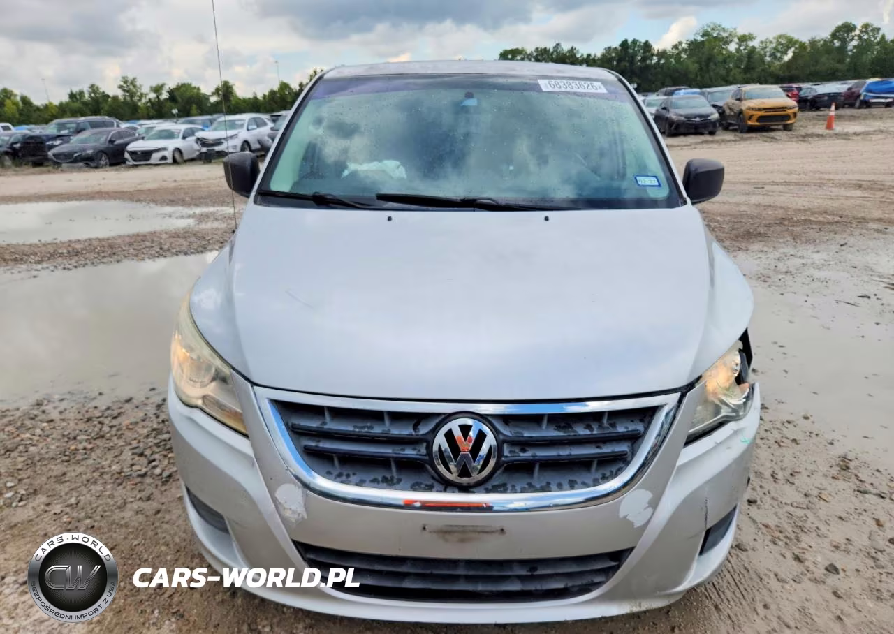2012 Volkswagen Routan S VIN:2C4RVAAG3CR240373 - 5