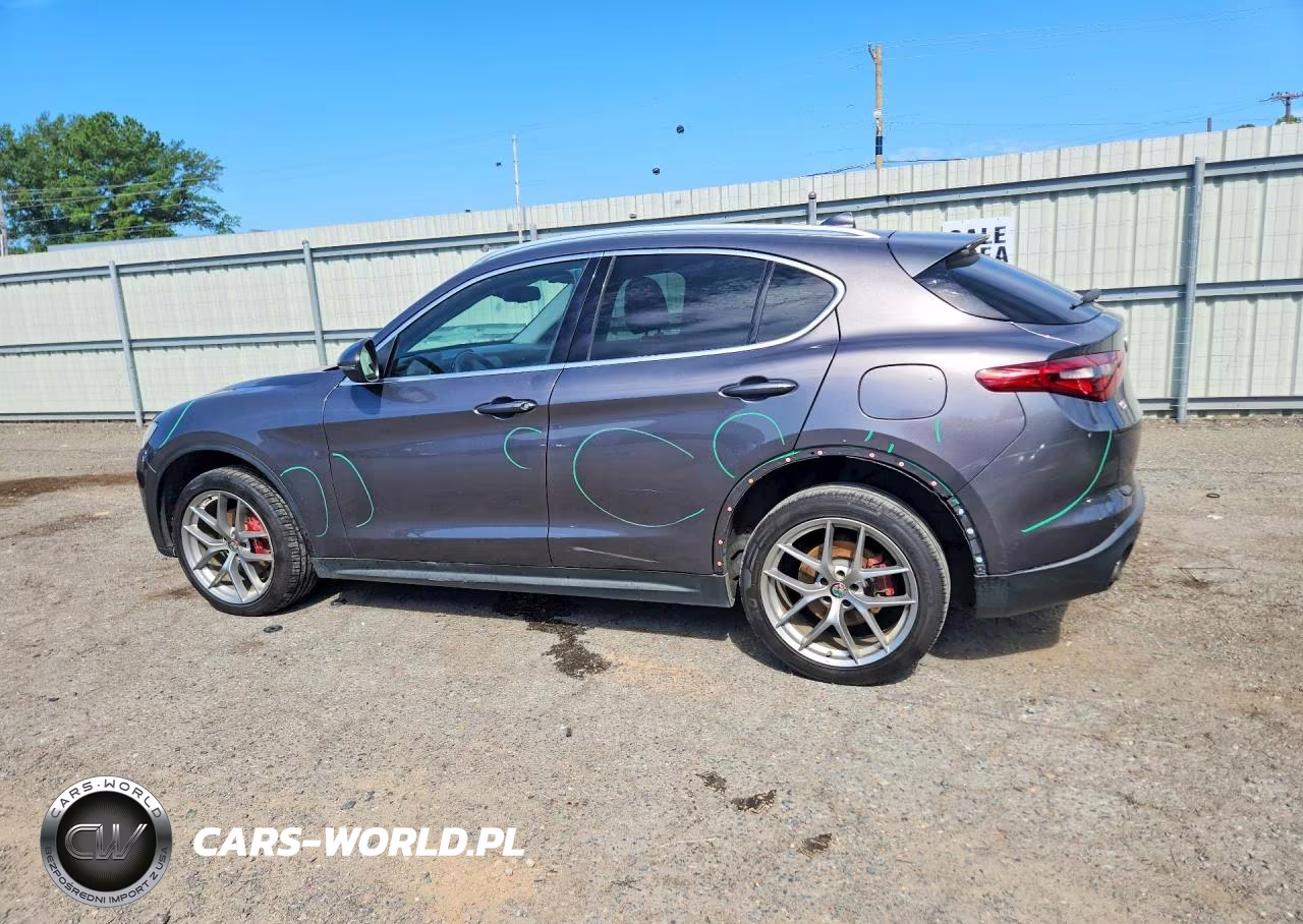 2018 Alfa Romeo Stelvio Ti VIN:ZASFAKBN4J7B93832 - 2