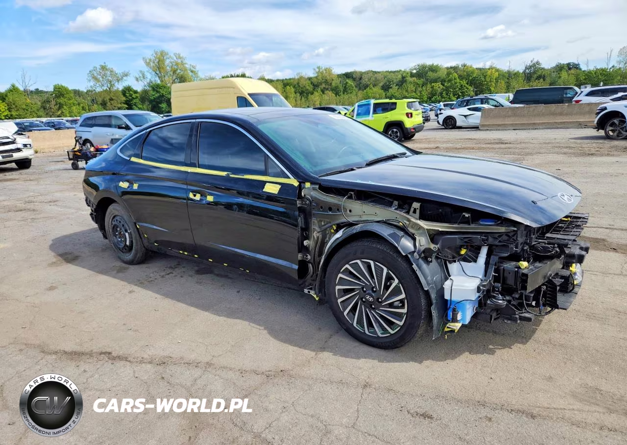 2024 Hyundai Sonata Hybrid Limited VIN:KMHL54JJXRA094761 - 4