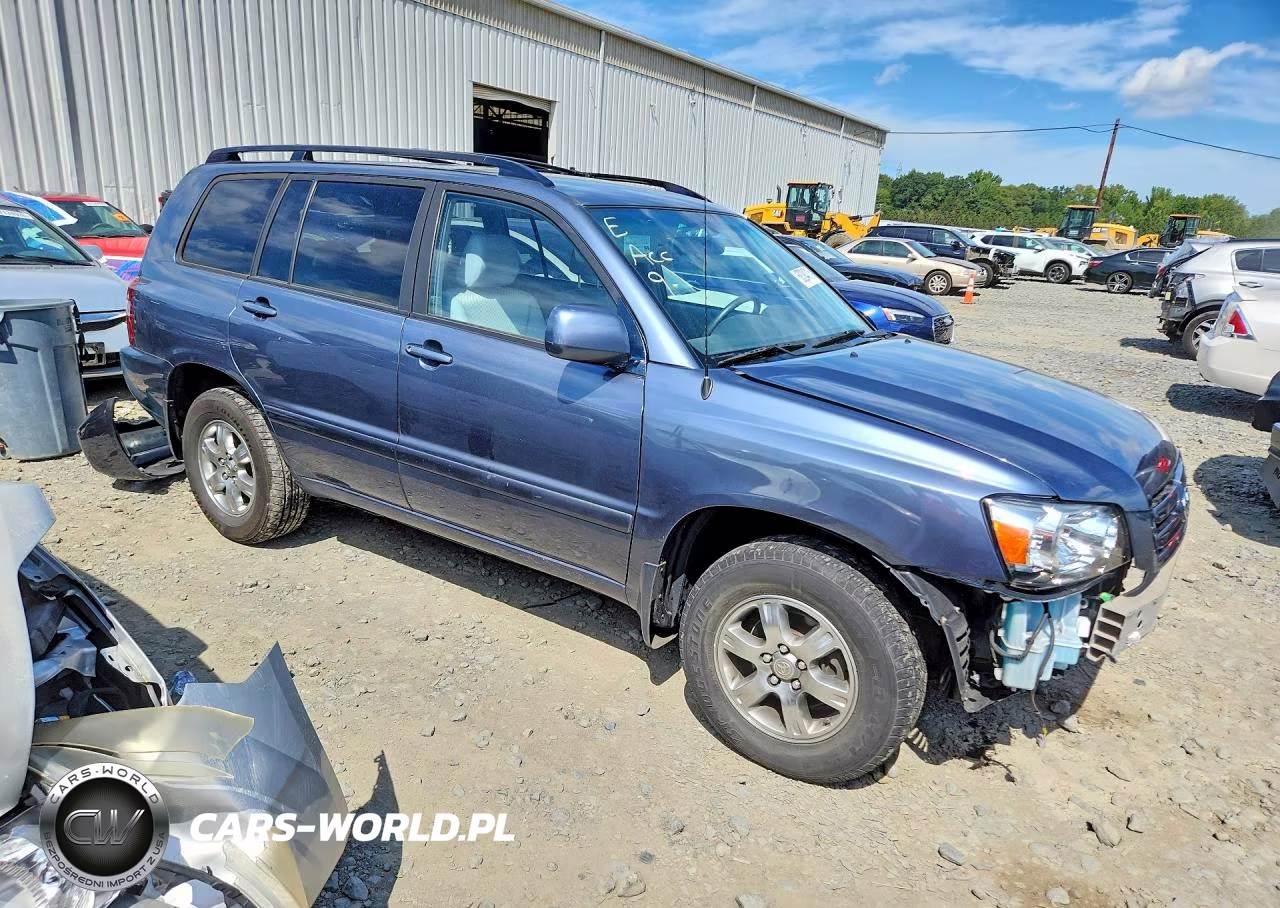 2005 Toyota Highlander Base VIN:JTEEP21A050121361 - 4