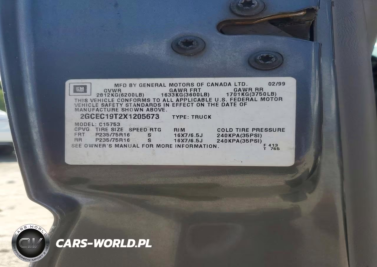 1999 Chevrolet Silverado C1500 VIN:2GCEC19T2X1205673 - 12