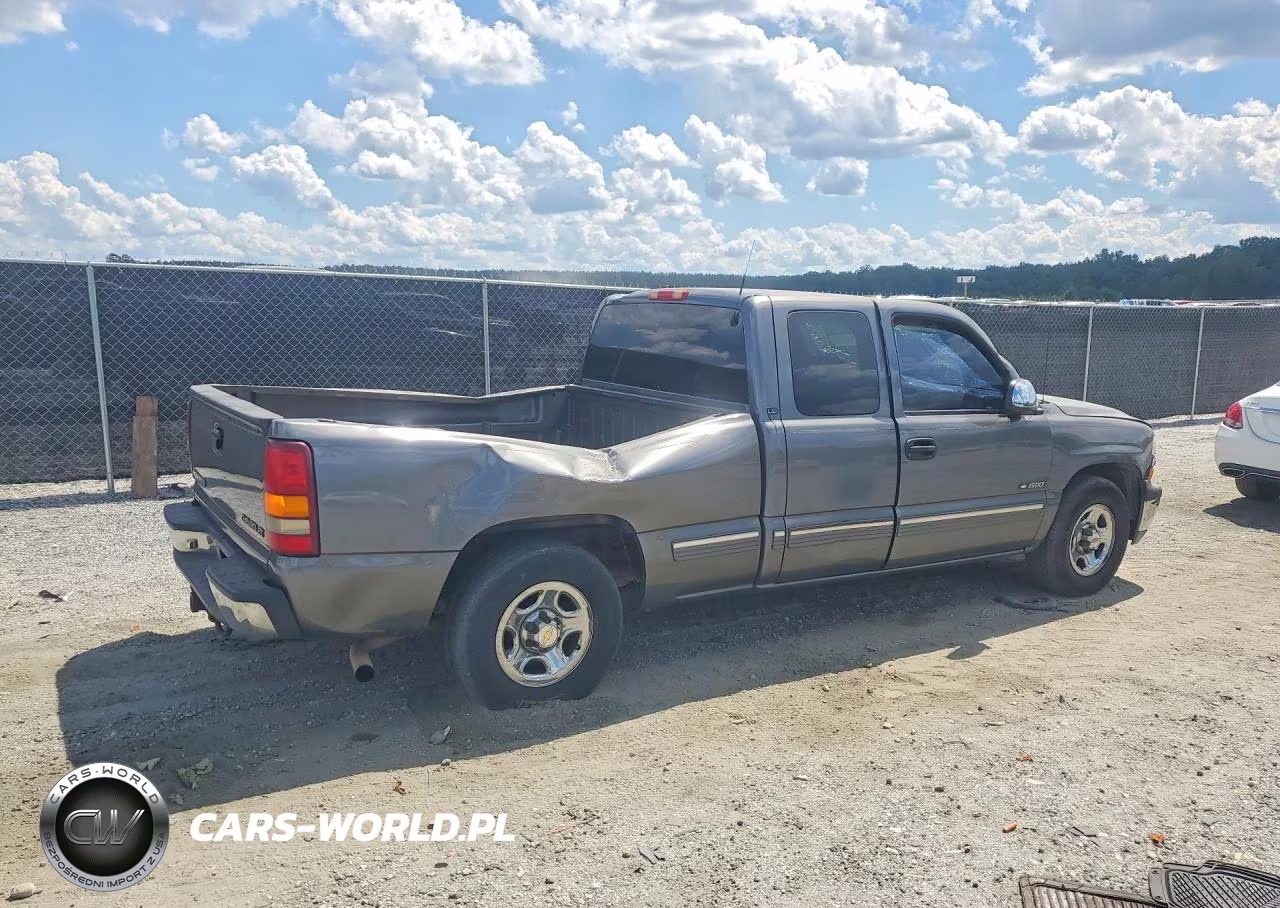 1999 Chevrolet Silverado C1500 VIN:2GCEC19T2X1205673 - 3