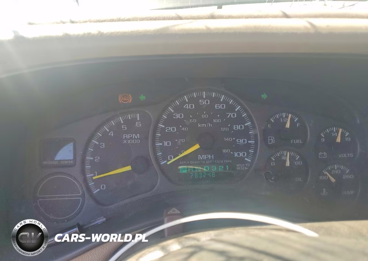 1999 Chevrolet Silverado C1500 VIN:2GCEC19T2X1205673 - 9
