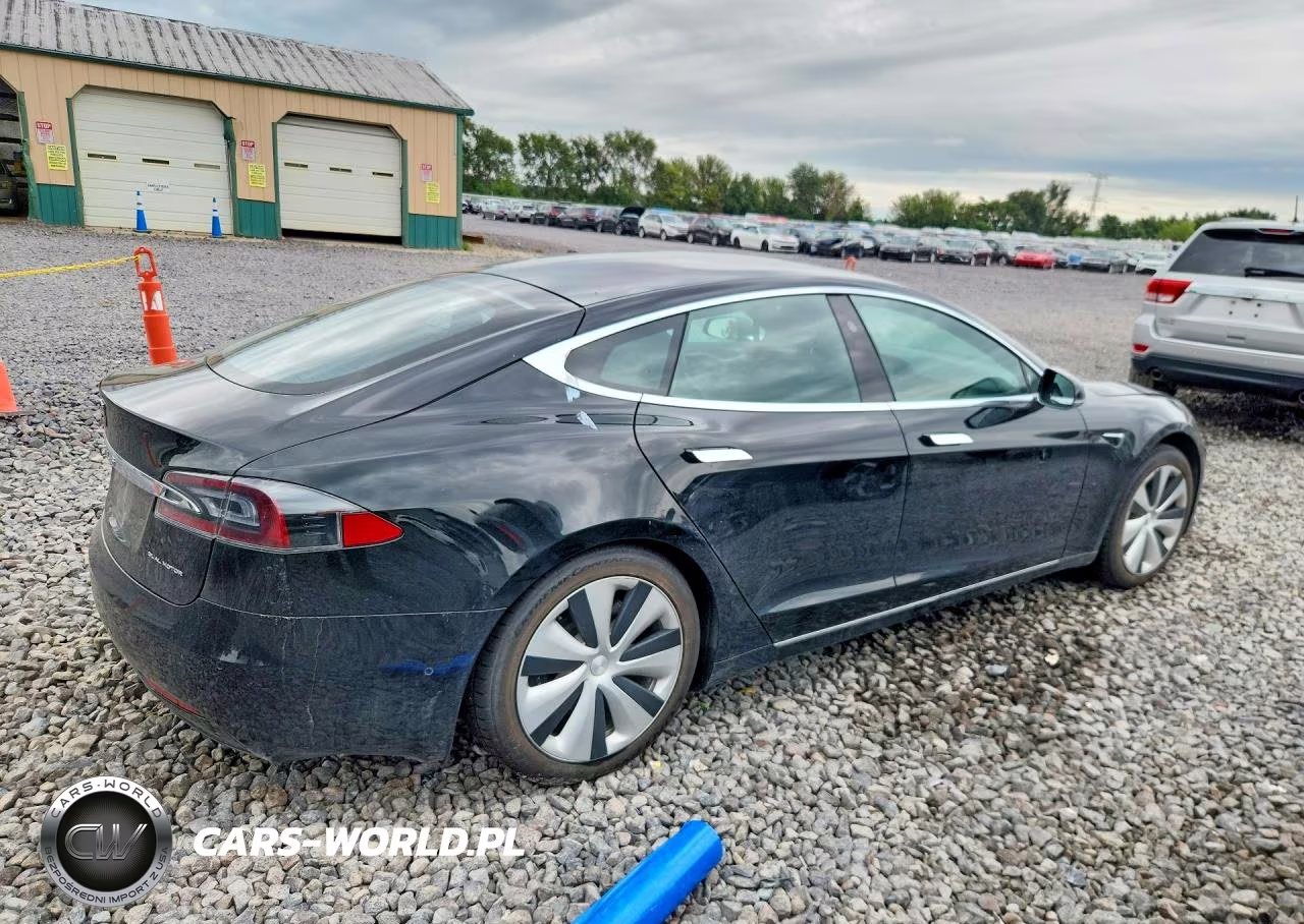 2021 Tesla Model S VIN:5YJSA1E25MF423668 - 3