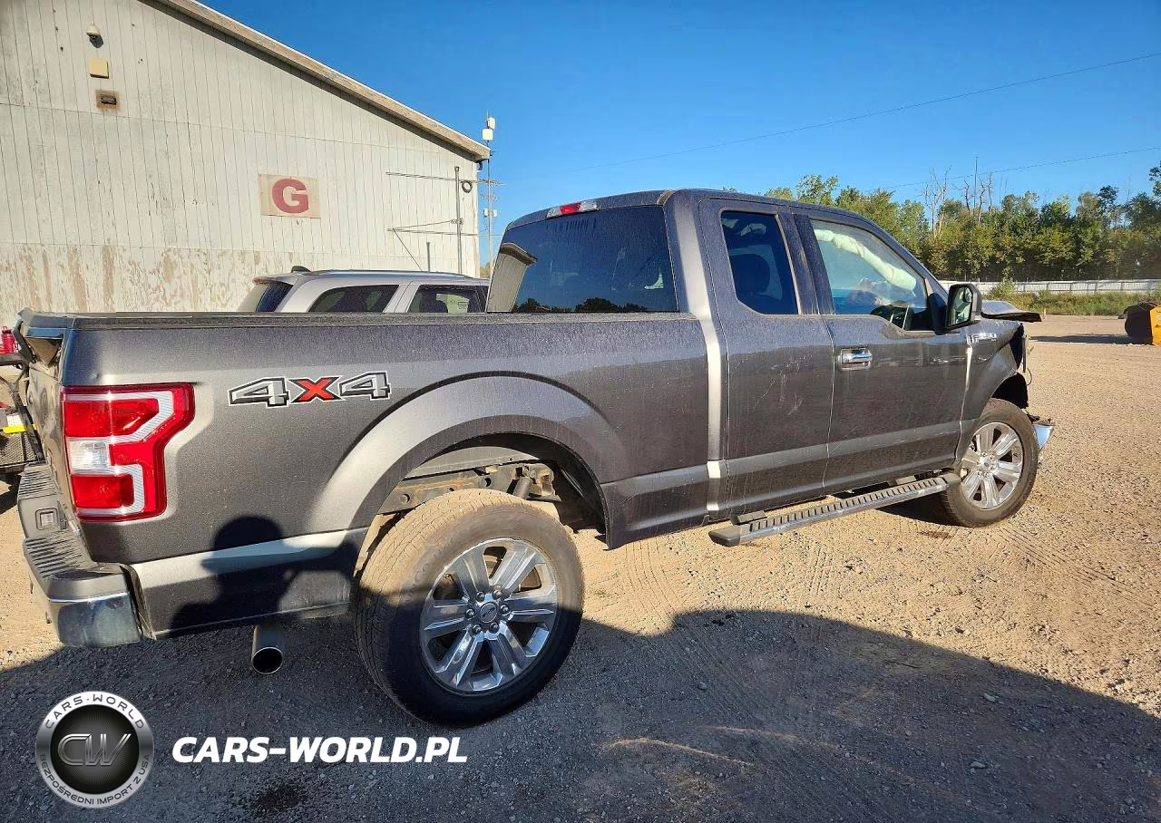 2018 Ford F150 Super Cab VIN:1FTFX1EG3JFA71161 - 3