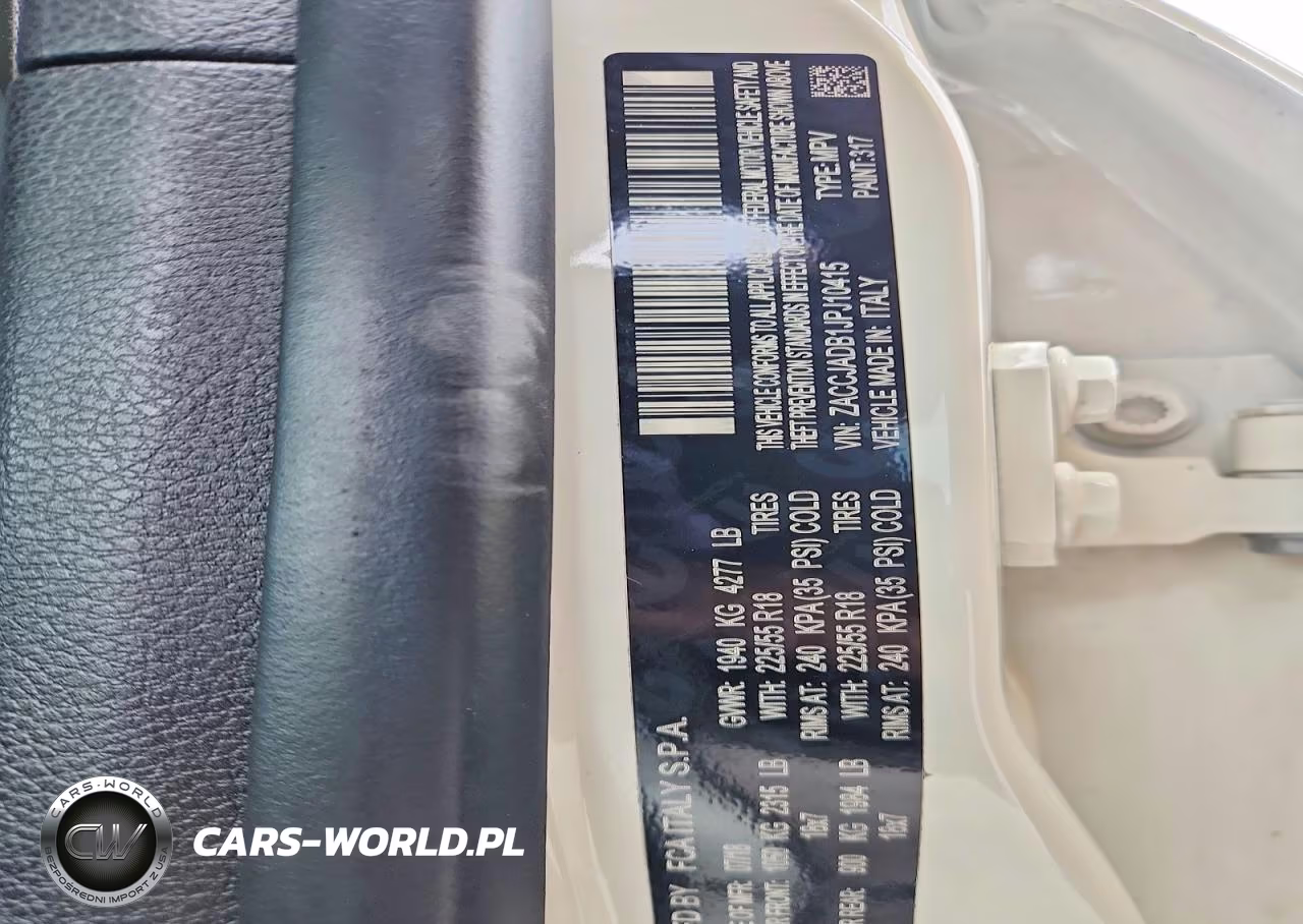 2018 Jeep Renegade Limited VIN:ZACCJADB1JPJ10415 - 13