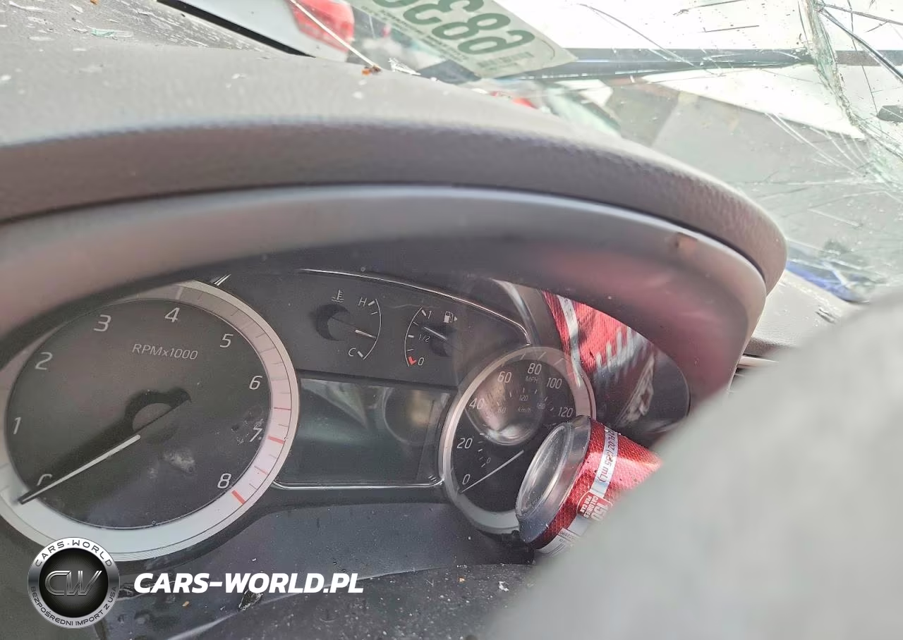 2015 Nissan Sentra Sr VIN:3N1AB7AP6FY352858 - 9