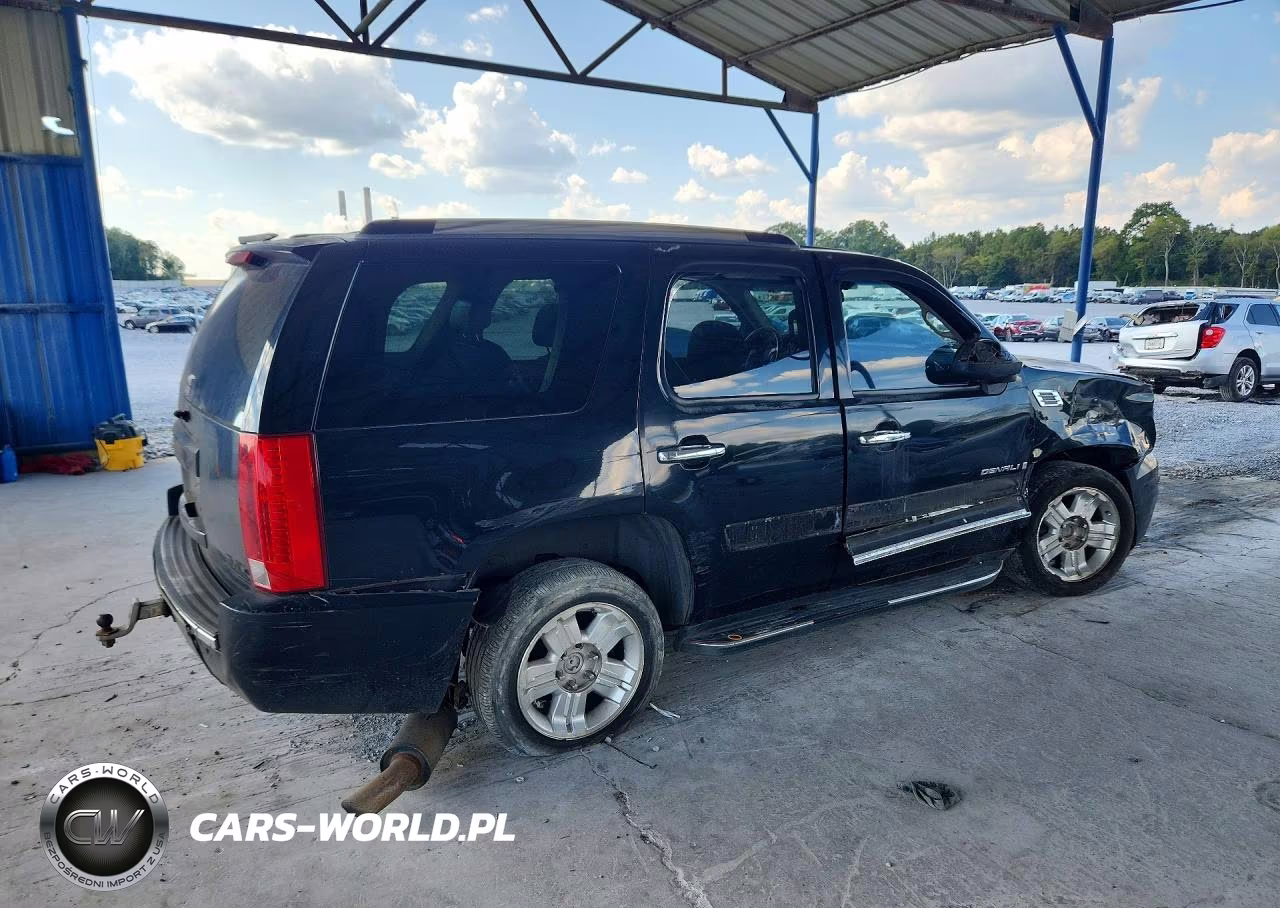 2008 GMC Yukon Denali VIN:1GKEC63848J163164 - 3