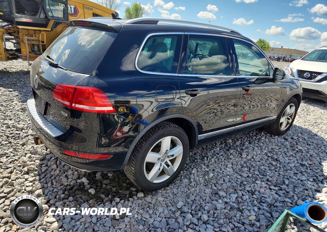 2012 Volkswagen Touareg V6 Tdi VIN:WVGEK9BP4CD011557 - 3