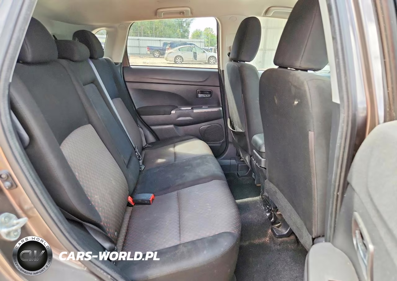 2019 Mitsubishi Outlander Sport Es VIN:JA4AP3AU7KU028497 - 11