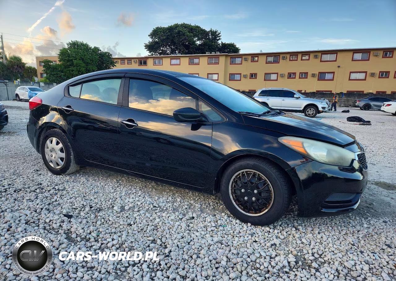 2016 Kia Forte Lx VIN:KNAFK4A63G5595774 - 4