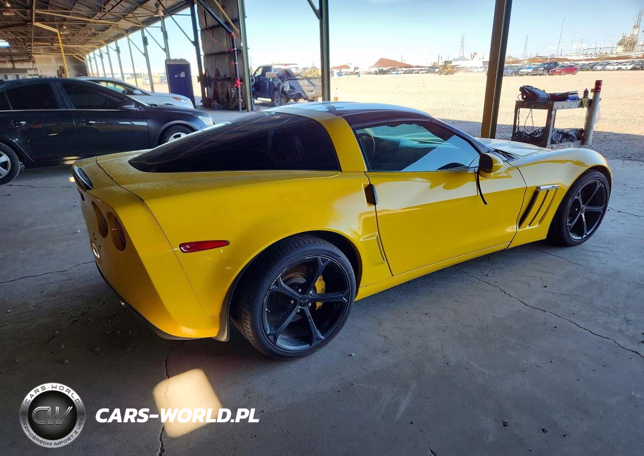 2010 Chevrolet Corvette Grand Sport VIN:1G1YU2DW2A5100552 - 3