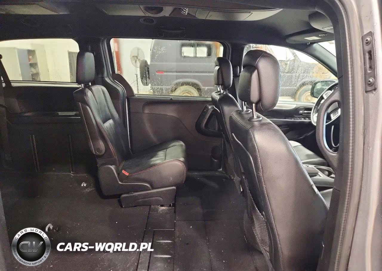 2019 Dodge Grand Caravan Gt VIN:2C4RDGEG4KR647584 - 11