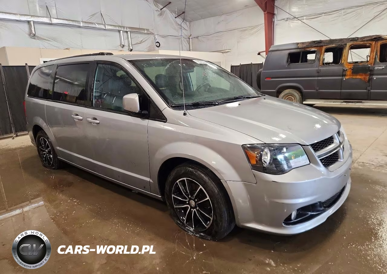2019 Dodge Grand Caravan Gt VIN:2C4RDGEG4KR647584 - 4