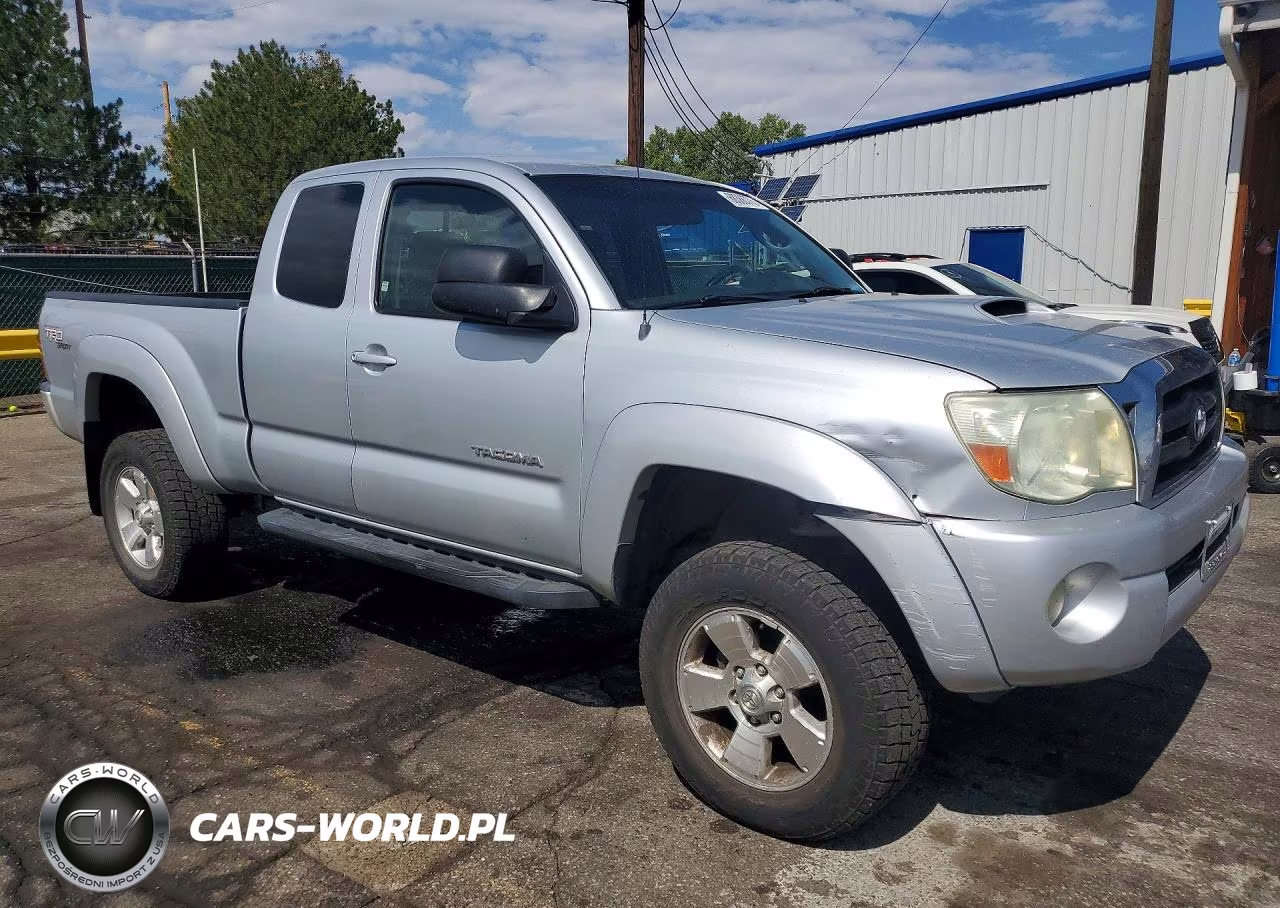 2005 Toyota Tacoma Access Cab VIN:5TEUU42N75Z045353 - 4