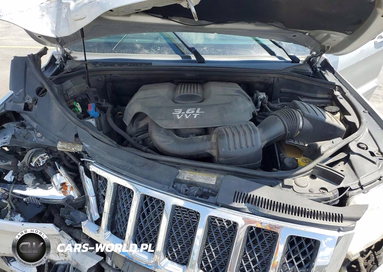 2013 Jeep Grand Cherokee Overland VIN:1C4RJFCG3DC619437 - 12