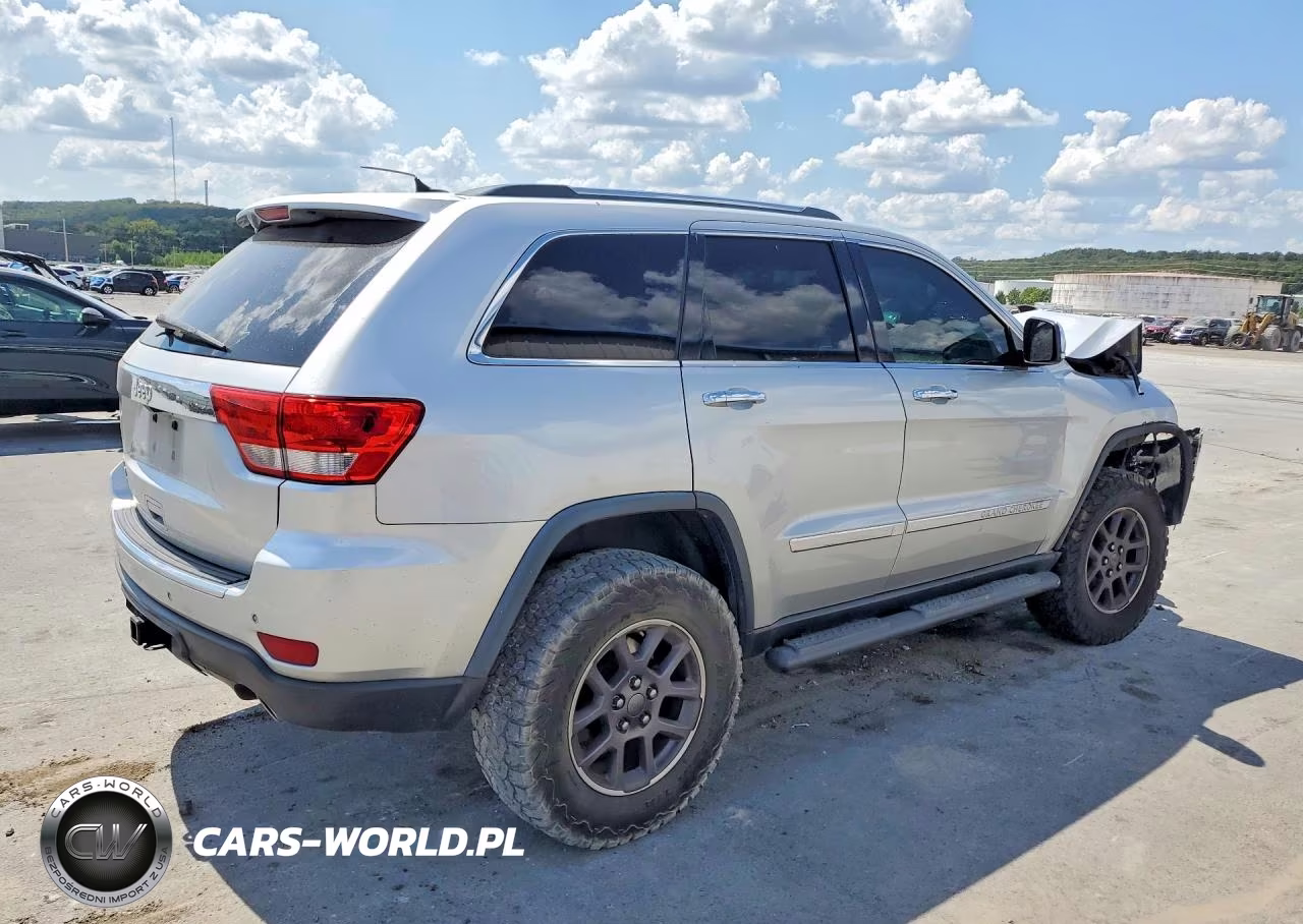 2013 Jeep Grand Cherokee Overland VIN:1C4RJFCG3DC619437 - 3