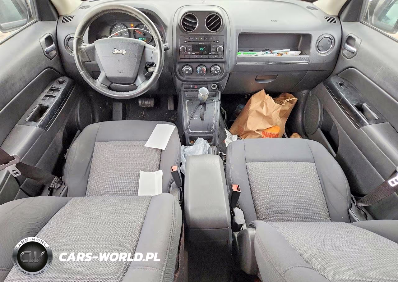 2010 Jeep Patriot Sport VIN:1J4NF2GB5AD529102 - 8