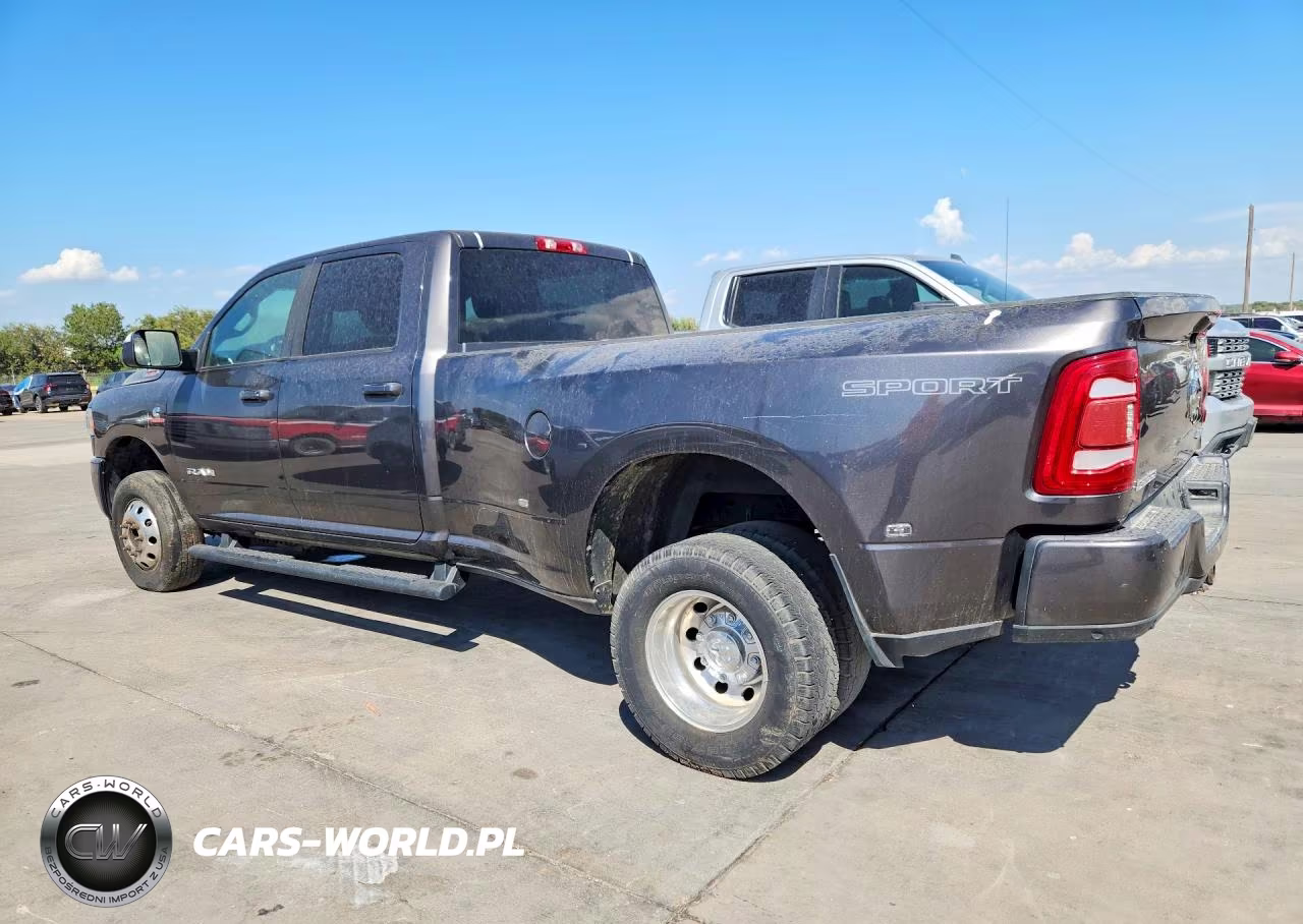 2021 Ram 3500 Big Horn VIN:3C63RRHLXMG528384 - 2