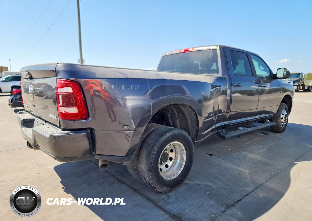 2021 Ram 3500 Big Horn VIN:3C63RRHLXMG528384 - 3