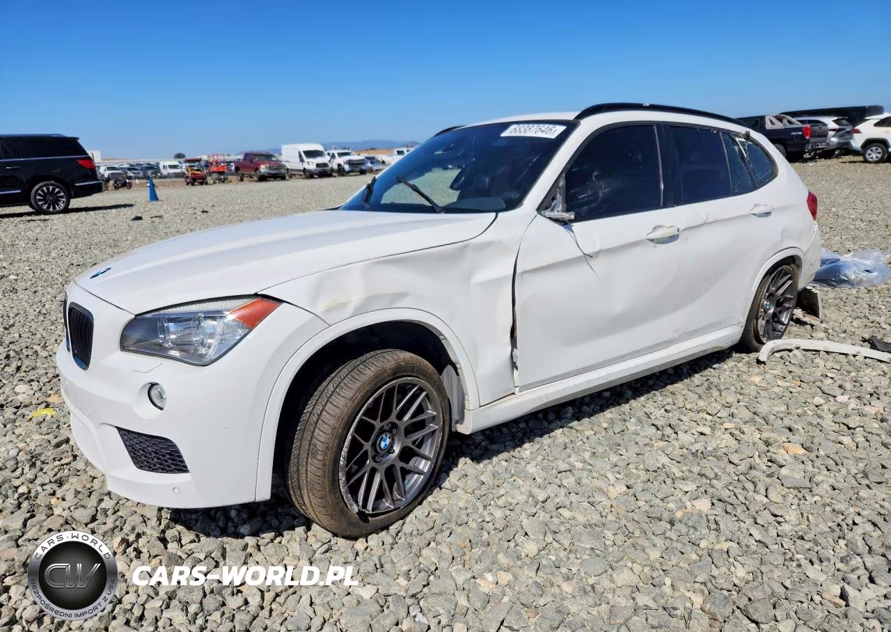 2015 BMW X1 xDrive35I VIN:WBAVM5C57FVV93637 - 1