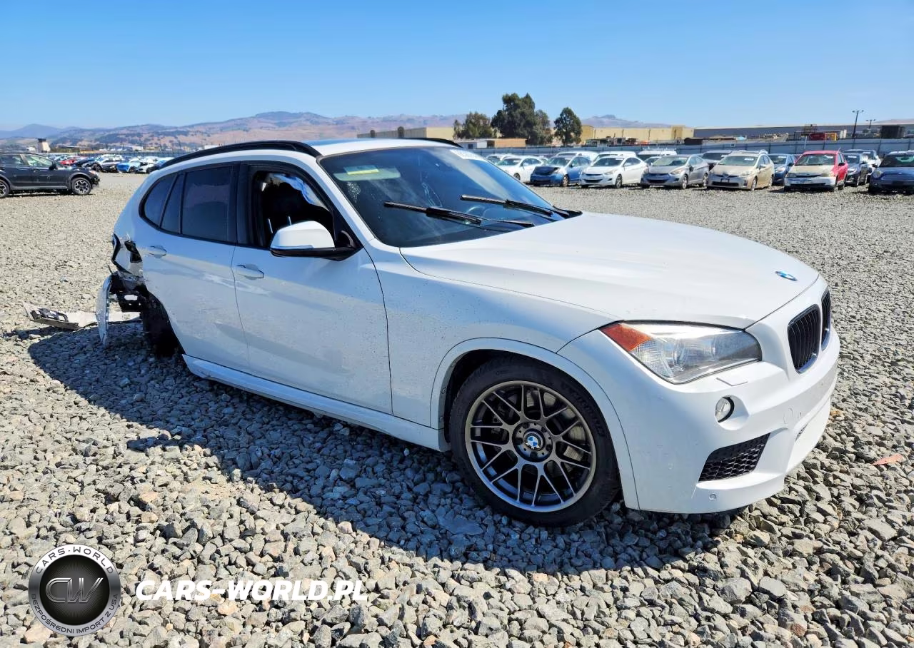2015 BMW X1 xDrive35I VIN:WBAVM5C57FVV93637 - 4