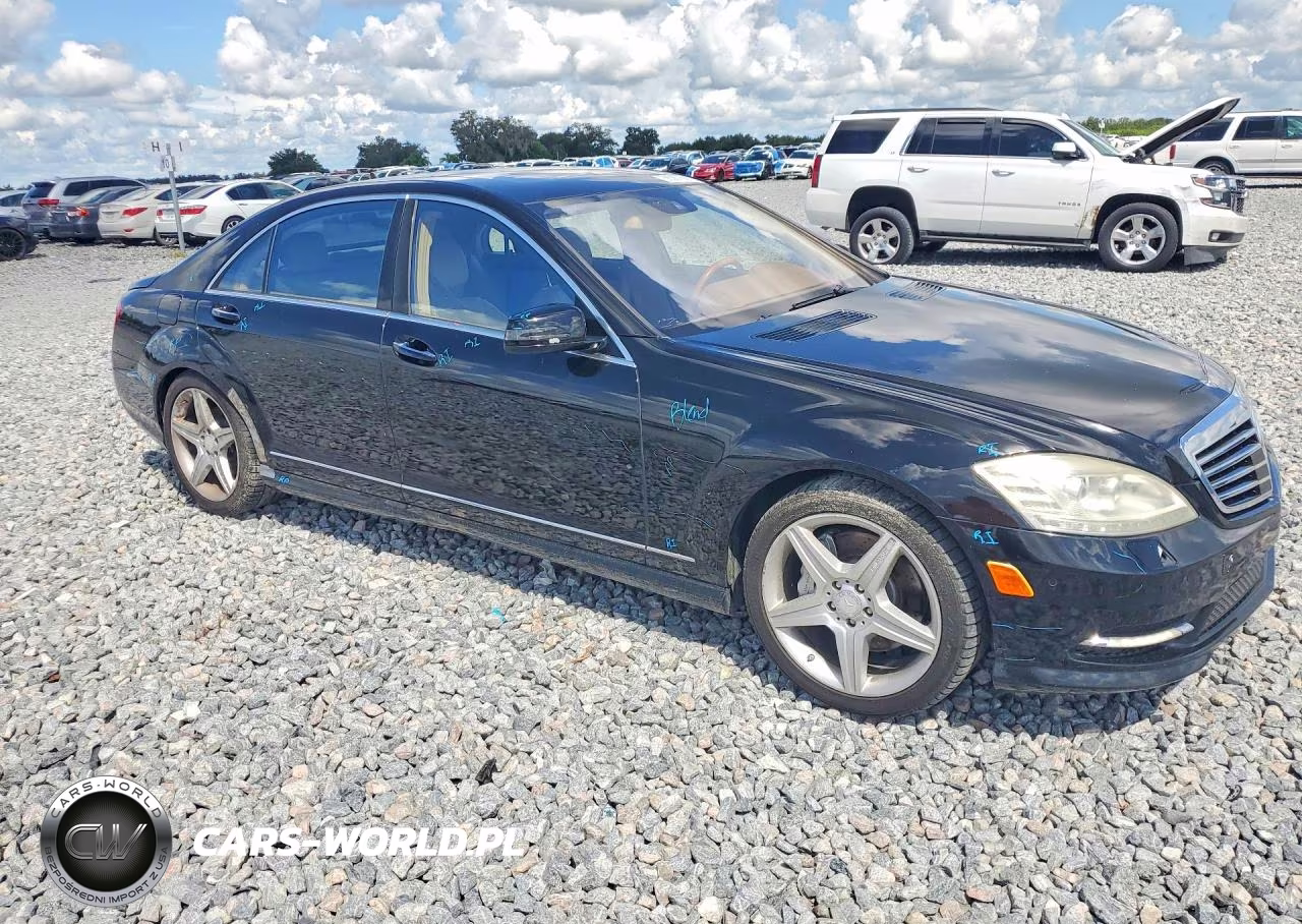 2010 Mercedes-Benz S 550 VIN:WDDNG7BB5AA333532 - 4