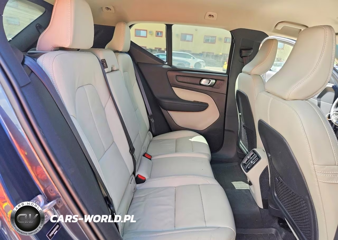 2022 Volvo Xc40 T5 Momentum VIN:YV4162UK8N2645434 - 11