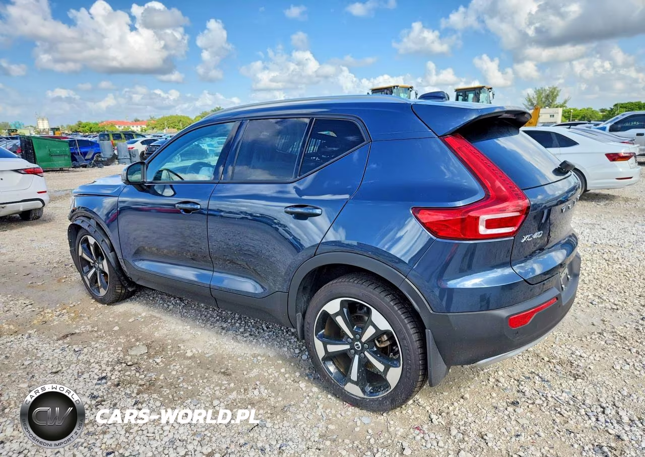 2022 Volvo Xc40 T5 Momentum VIN:YV4162UK8N2645434 - 2