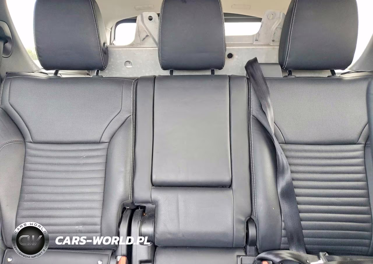 2023 Land Rover Discovery S VIN:SALRJ2EX1P2465349 - 10