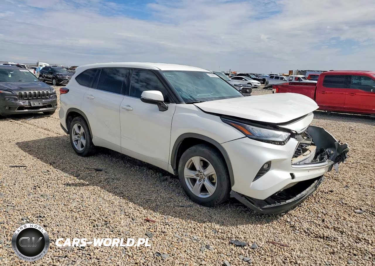 2020 Toyota Highlander Le VIN:5TDZZRAH7LS510305 - 4