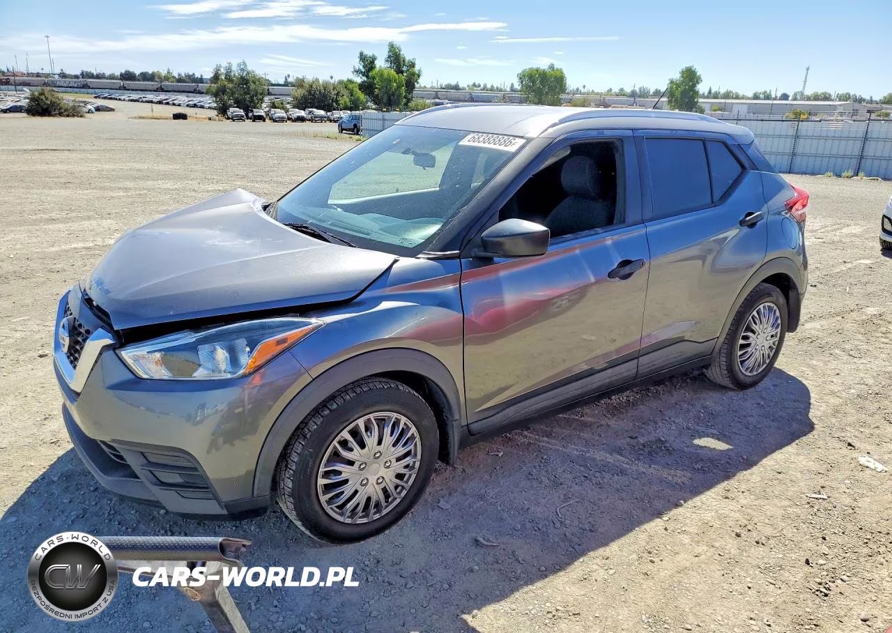 2019 Nissan Kicks S