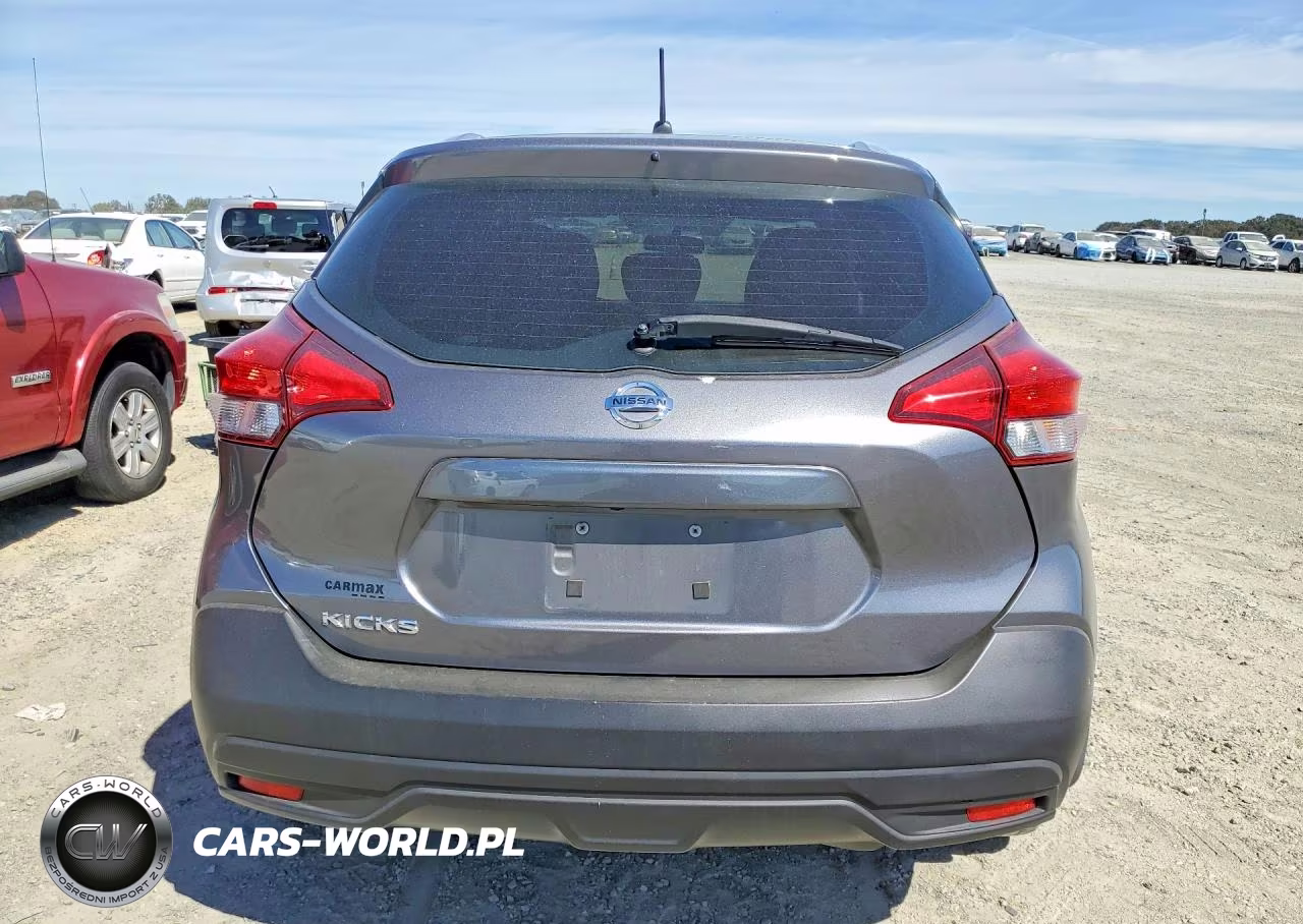 2019 Nissan Kicks S VIN:3N1CP5CU3KL532047 - 6