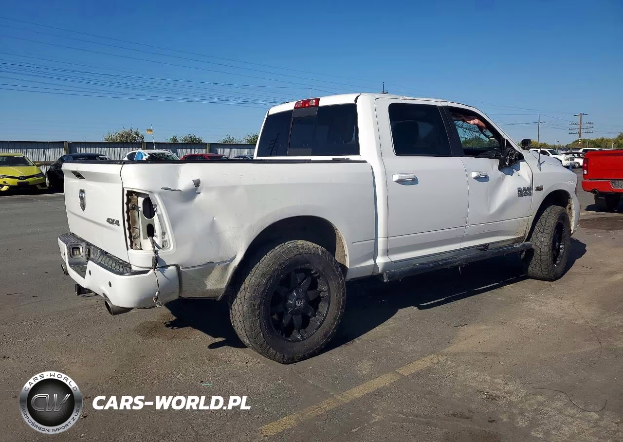 2013 Ram 1500 Sport VIN:1C6RR7MT9DS626139 - 3