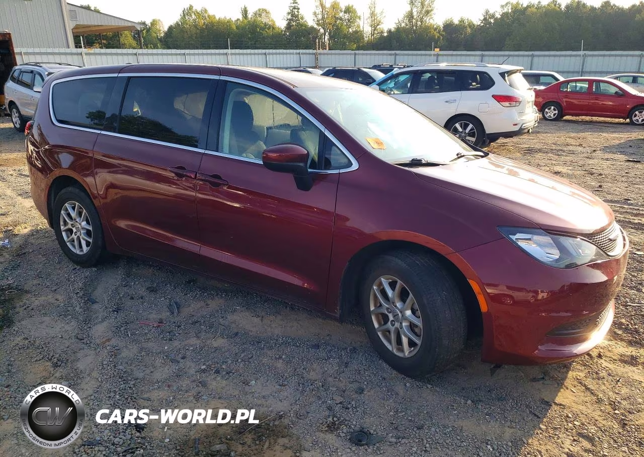 2022 Chrysler Voyager Lx VIN:2C4RC1CG6NR159065 - 4